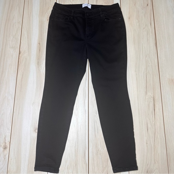 Lane Bryant Mid Rise Skinny Signature Fit
Black Jeans‎ Size 14 - Picture 1 of 10